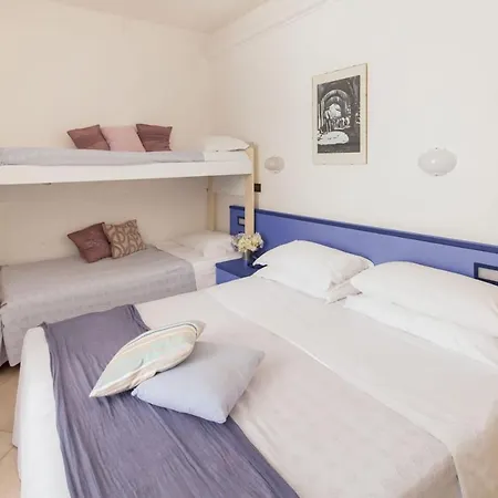 Mimosa Алассио