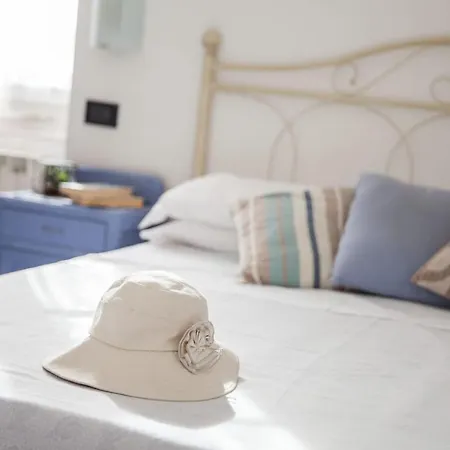 Mimosa Hotel 2*